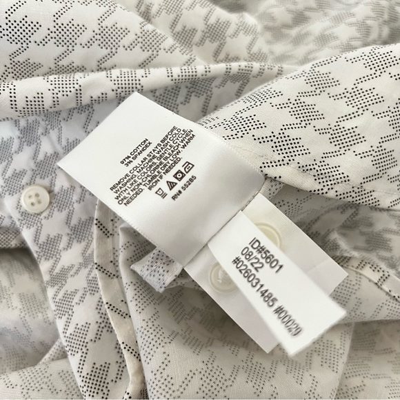 Express Dress Shirt Size Medium Slim Button-Up Gray/White Houndstooth Long Sleev - Picture 6 of 6